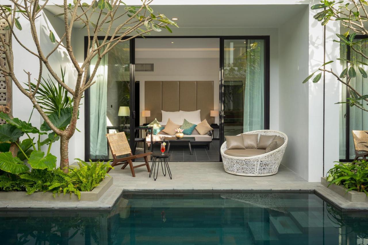 Eightfold Urban Resort Сиемрип Экстерьер фото A pool villa at The Sukhothai