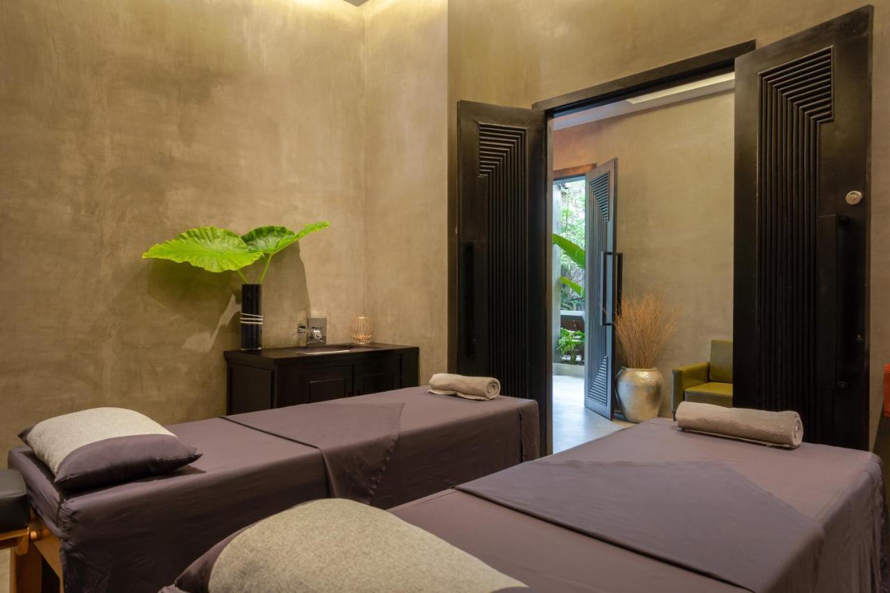 Eightfold Urban Resort Сиемрип Экстерьер фото A spa in Vietnam