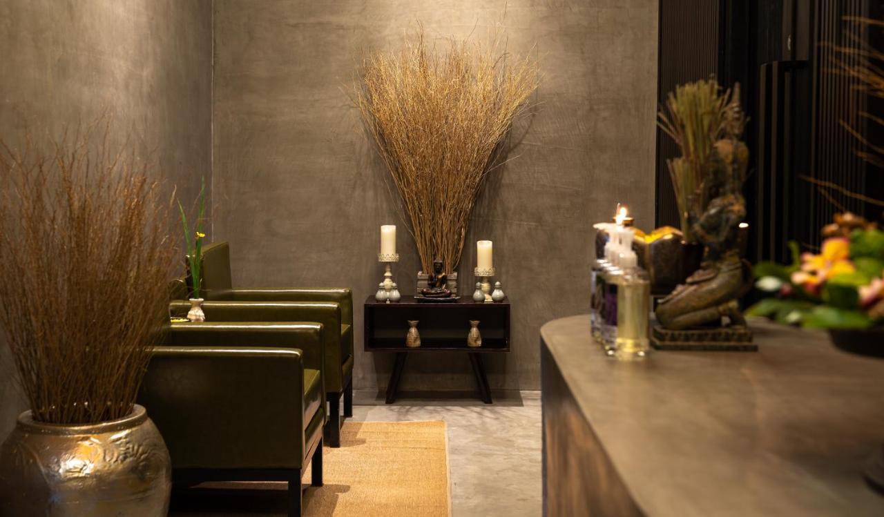 Eightfold Urban Resort Сиемрип Экстерьер фото Interior of a spa in Bangkok, Thailand